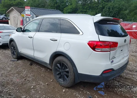 2016 Kia Sorento 2.4L Lx z USA, uszkodzony, nr VIN 5XYPGDA33GG020631